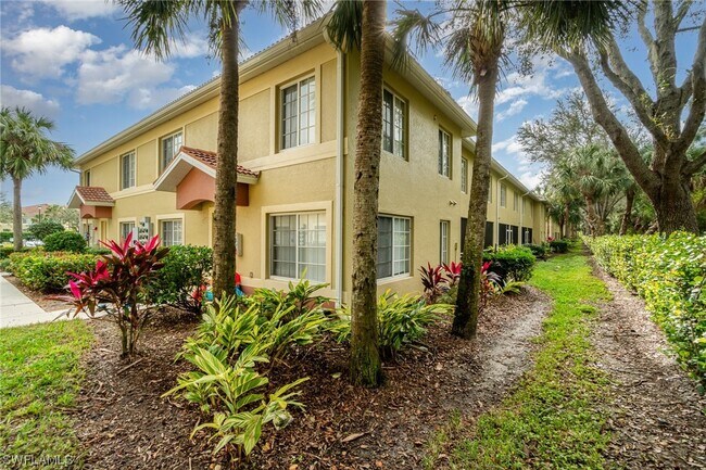 Building Photo - 9430 Ivy Brook Run