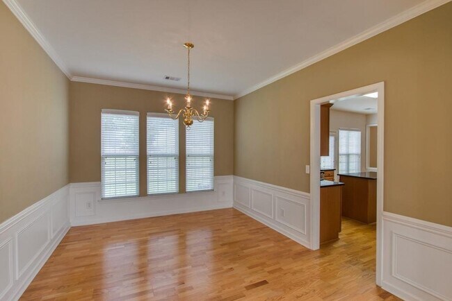 Building Photo - 1510 Chestnut Springs Rd
