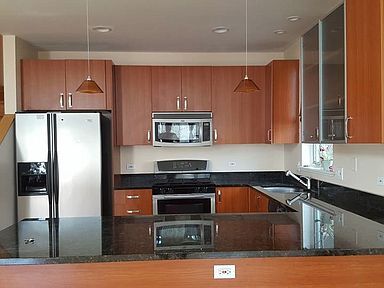 kitchen - 3711 S Damen Ave