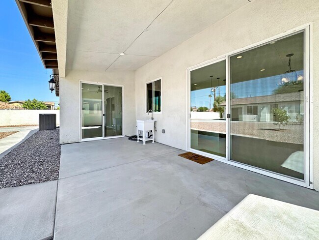 Building Photo - 33595 Rancho Vista Dr