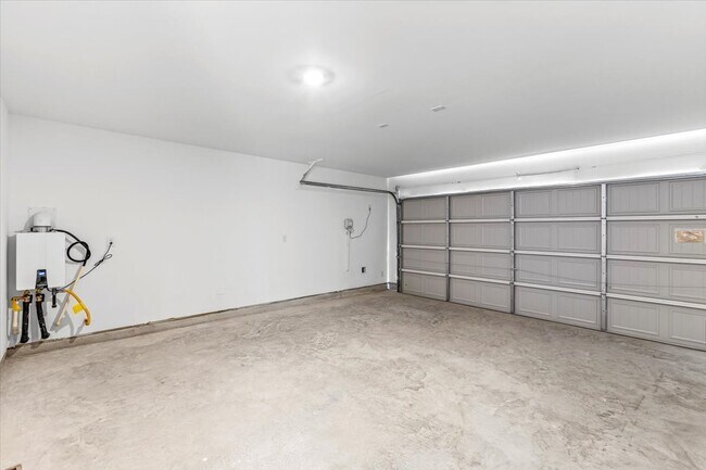 Building Photo - 20923 South St