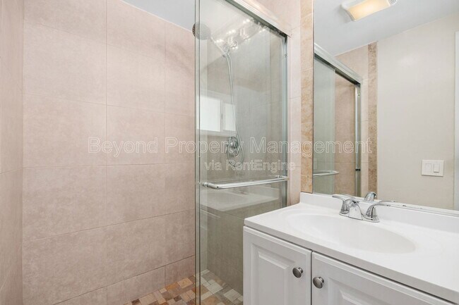 Building Photo - 3492 Garfield St