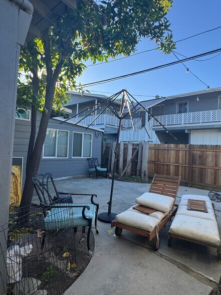 Building Photo - 5309 Comercio Way