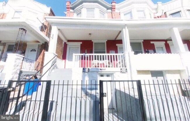 Building Photo - 5135 Irving St
