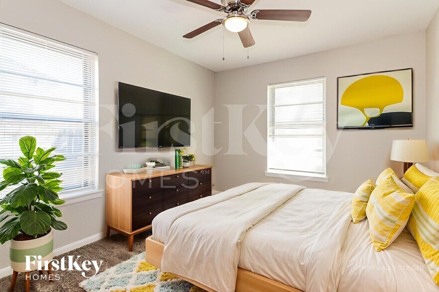 Building Photo - 1421 Belmont St