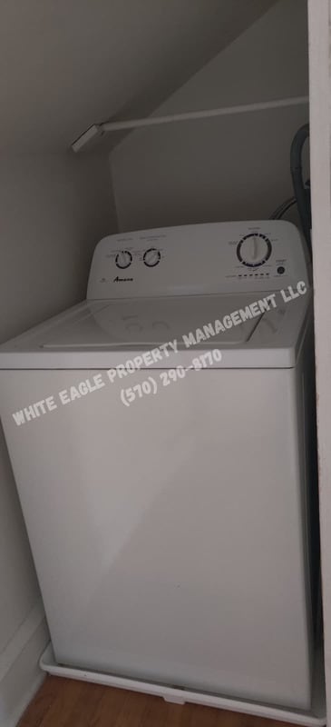 Building Photo - 1310 Layton Rd