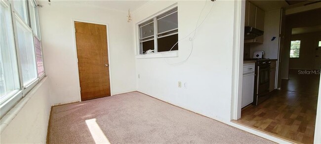 Building Photo - 911 Washington Ave SW
