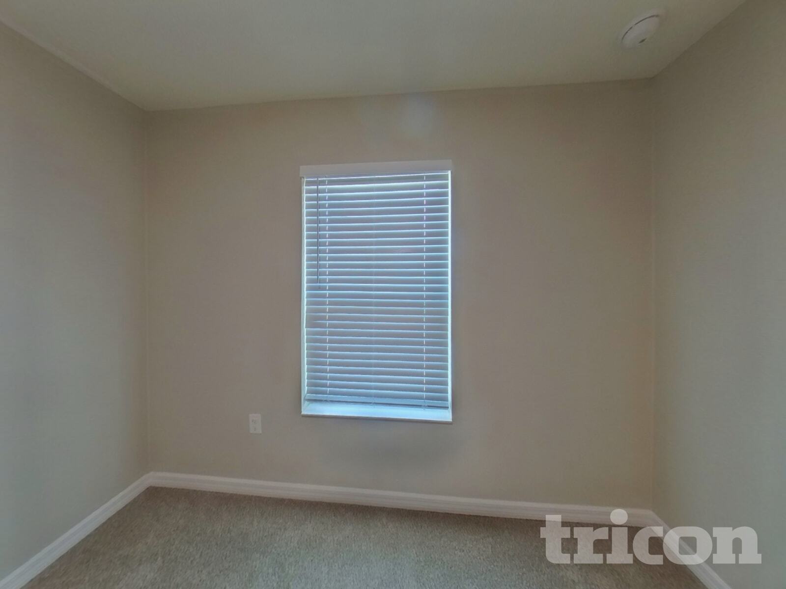 Building Photo - 2244 Gladiolus Ln