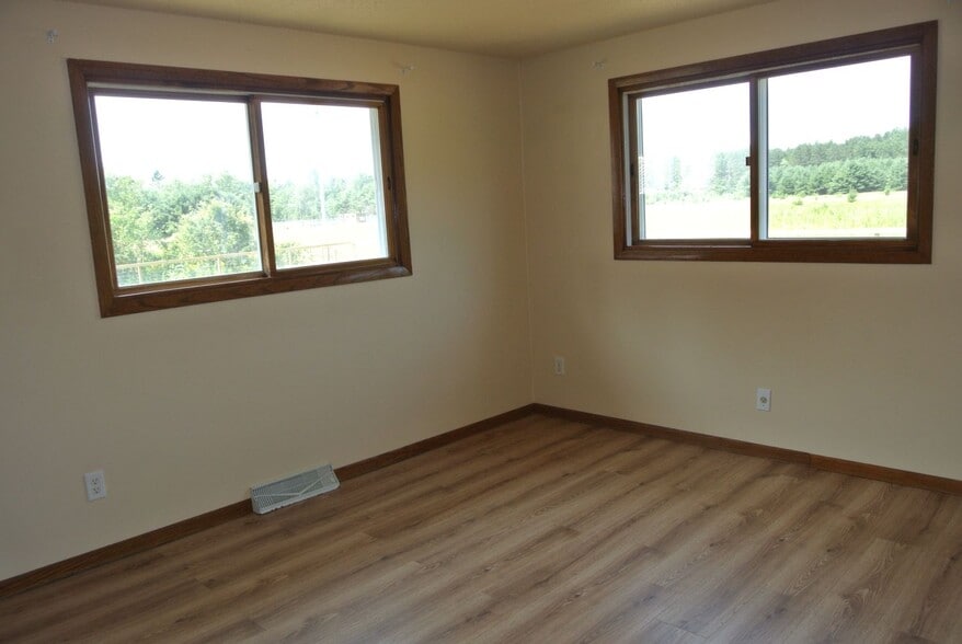 Building Photo - 1705 Buckhorn Rd