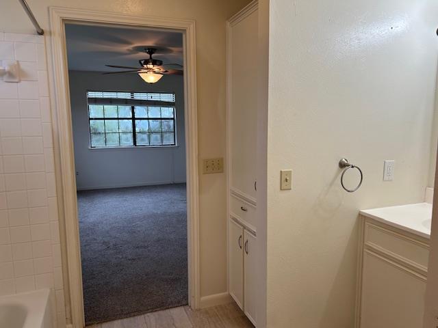 Building Photo - 260 Hilltop Dr