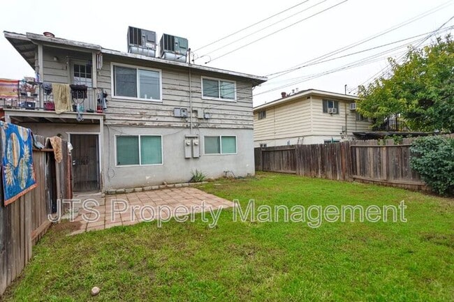 Building Photo - 2840 Sweet Way