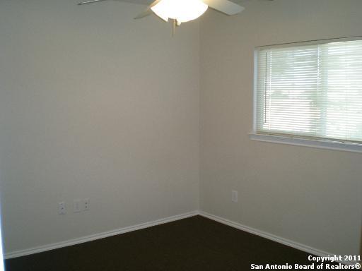 Building Photo - 9407 Hacienda Acres