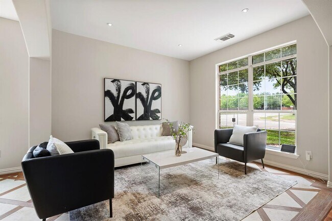 Building Photo - 701 Stansted Manor Dr