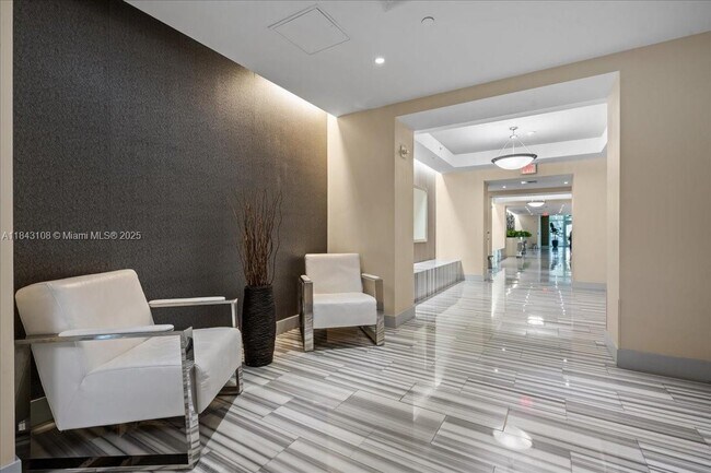 Building Photo - 3030 NE 188th St