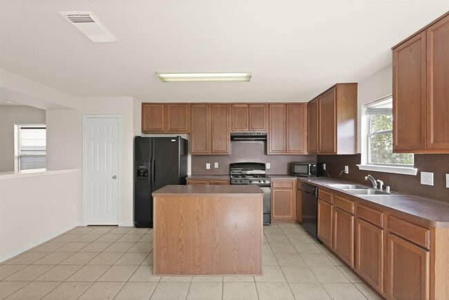 Building Photo - 3819 Jewel Point Dr