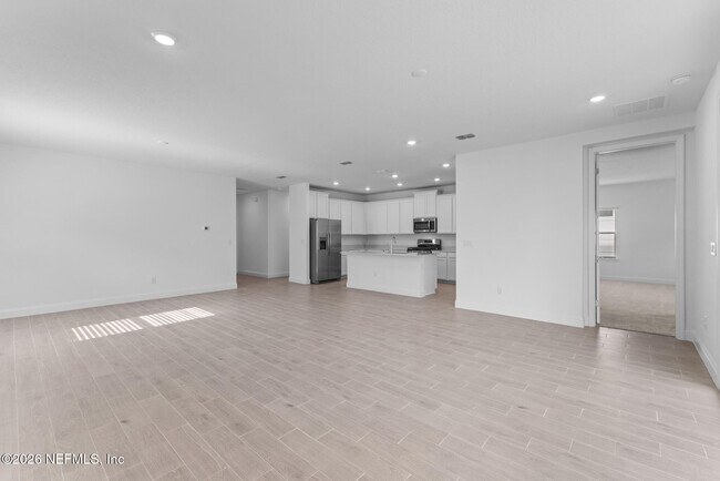 Building Photo - 299 Pentwater Rd