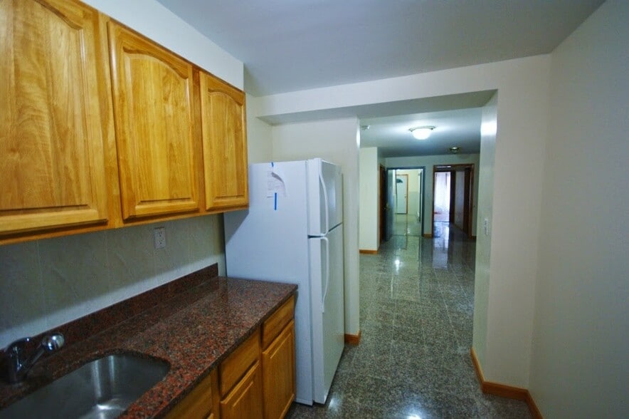kitchen - 451 51st St