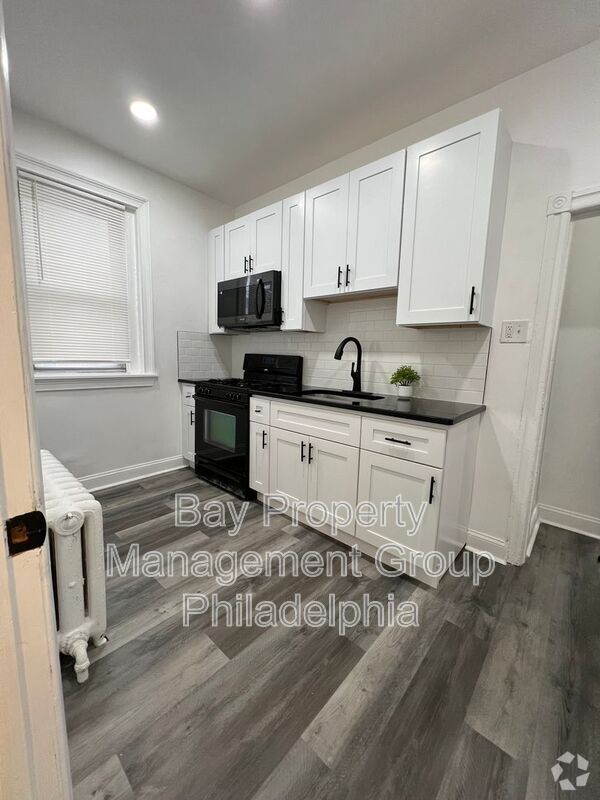Building Photo - 6101 Locust St
