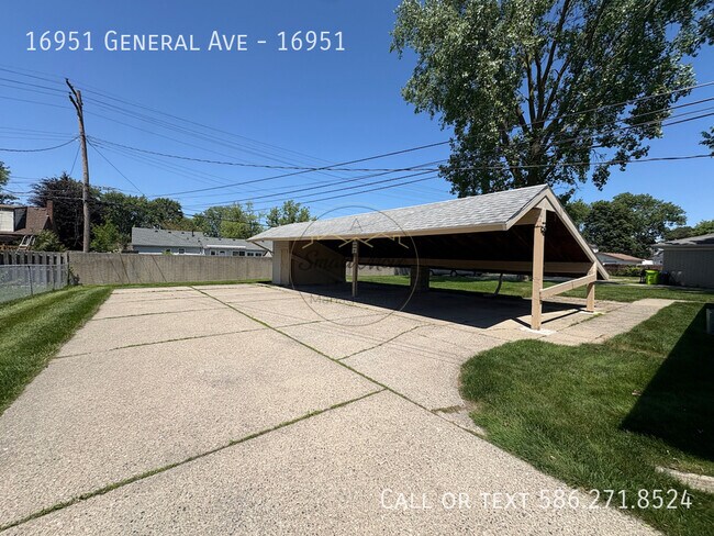 Building Photo - 16951 General Ave