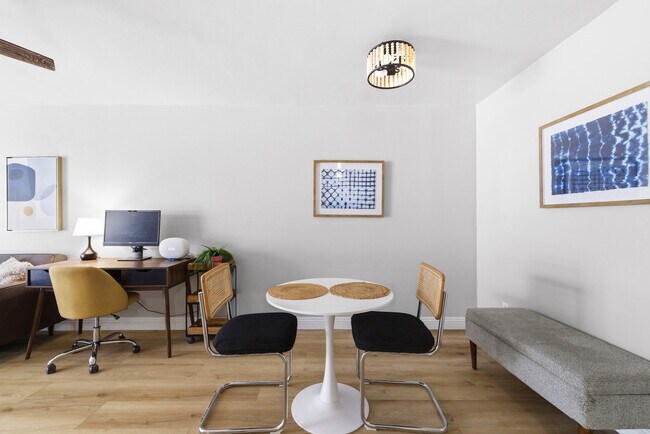 Building Photo - 6202 Friars Rd