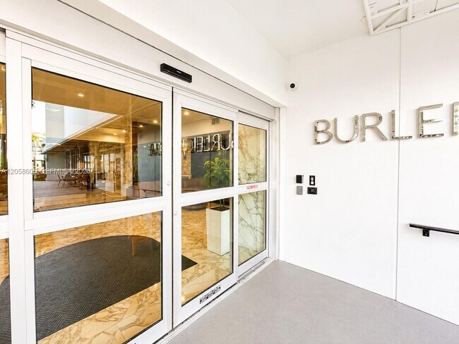 Building Photo - 7135 Collins Ave