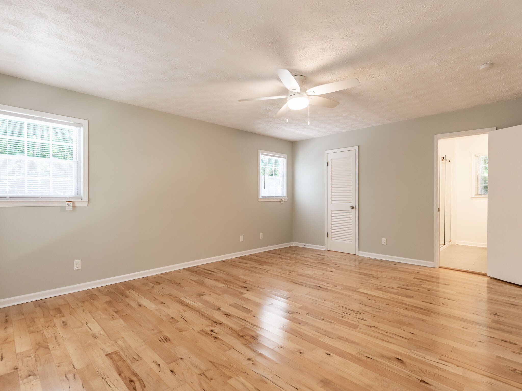 Building Photo - 4133 Thornwall Dr