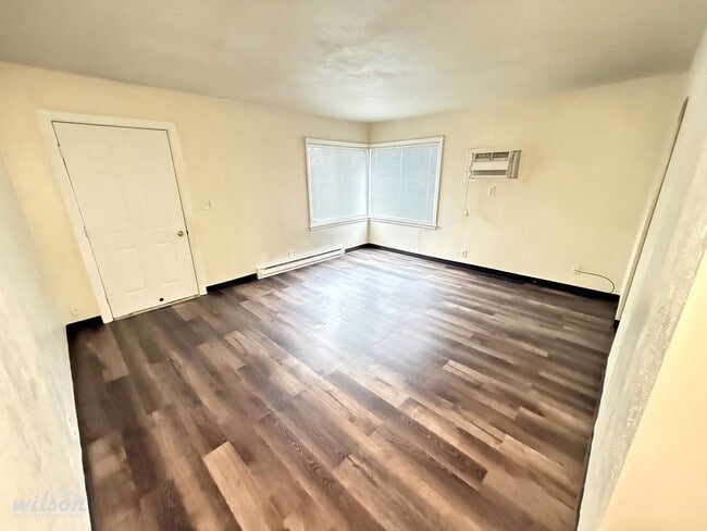 Building Photo - 808 S 2nd Ave