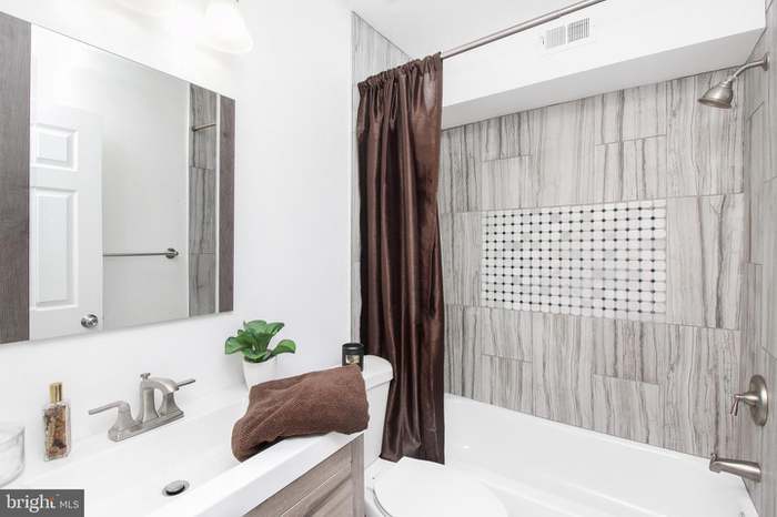 Bathroom #1 - 2703 Tarnbrook Dr