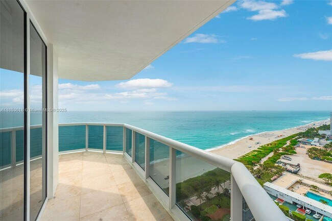 Building Photo - 4779 Collins Ave