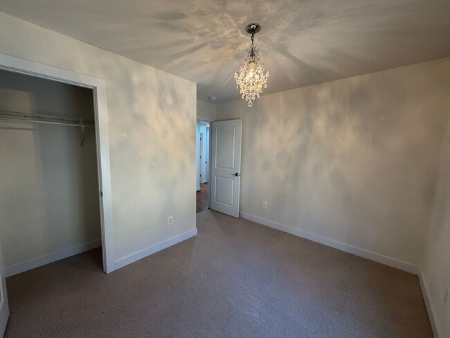 Building Photo - 2287 Whittington Dr