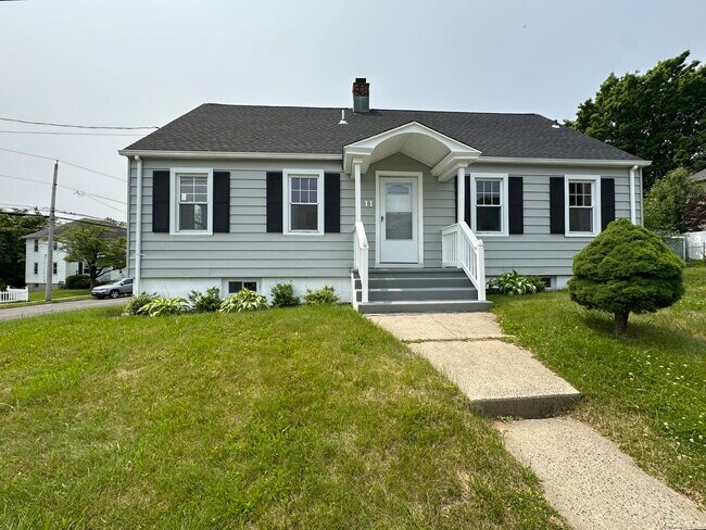 Primary Photo - 11 Colony St