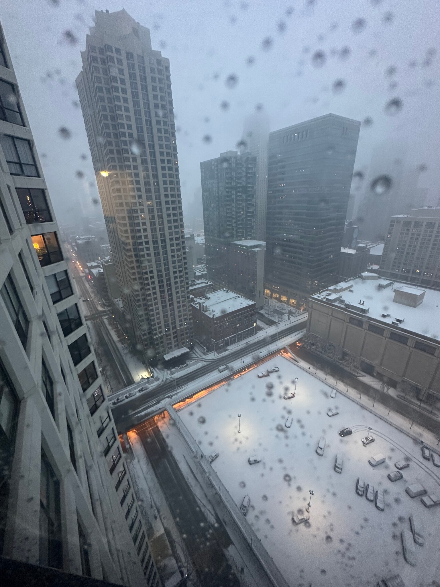 Building Photo - 405 N Wabash Ave