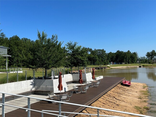 Building Photo - 17351 Grand Canyon Rd