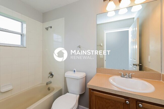 Building Photo - 3 Bedroom Pet-Friendly Home in POINCIANA, FL with Main Street Renewal