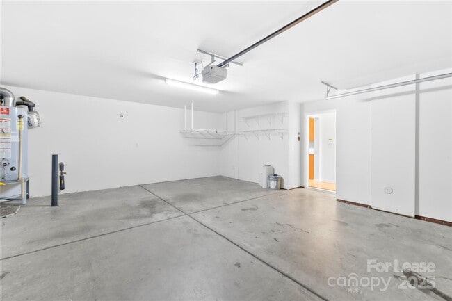 Building Photo - 10223 Kelso Ct