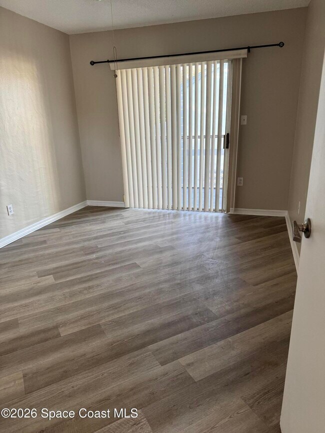 Building Photo - 118 Beach Park Ln