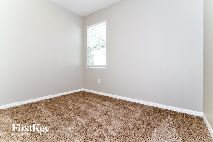 Building Photo - 2626 Limerick Cir