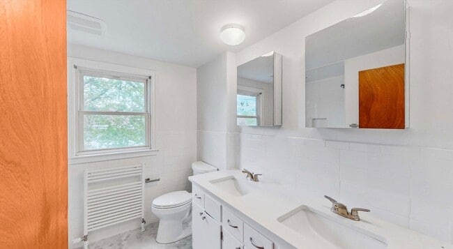 Building Photo - 57 Spy Pond Ln