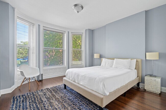 Building Photo - 2228 N Bissell St