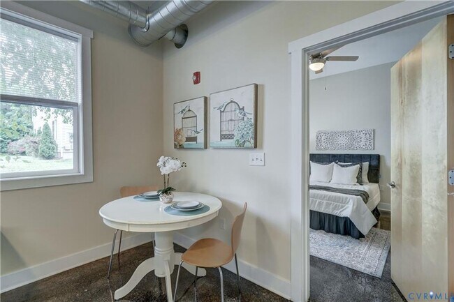 Building Photo - Now Available – Partially Furnished Luxury Condo with Rooftop Terrace | Ideal for Incoming VCU St...
