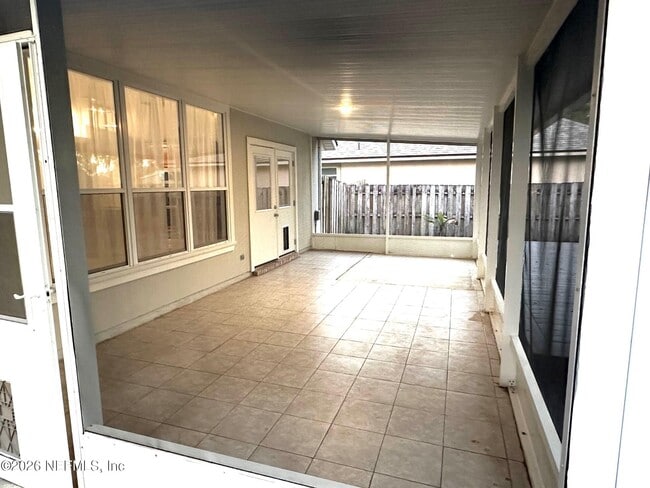 Building Photo - 5388 Hidden Gardens Dr