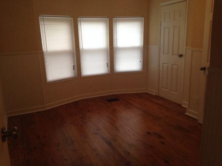 Building Photo - 2057 Knottingham Pl