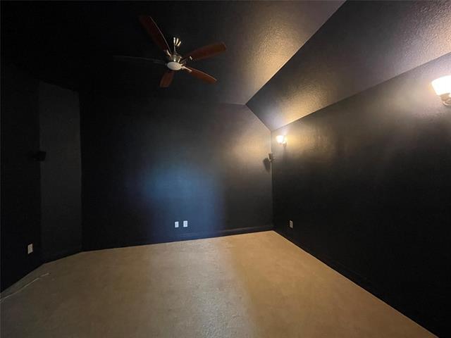 Building Photo - 8705 Verona Dr