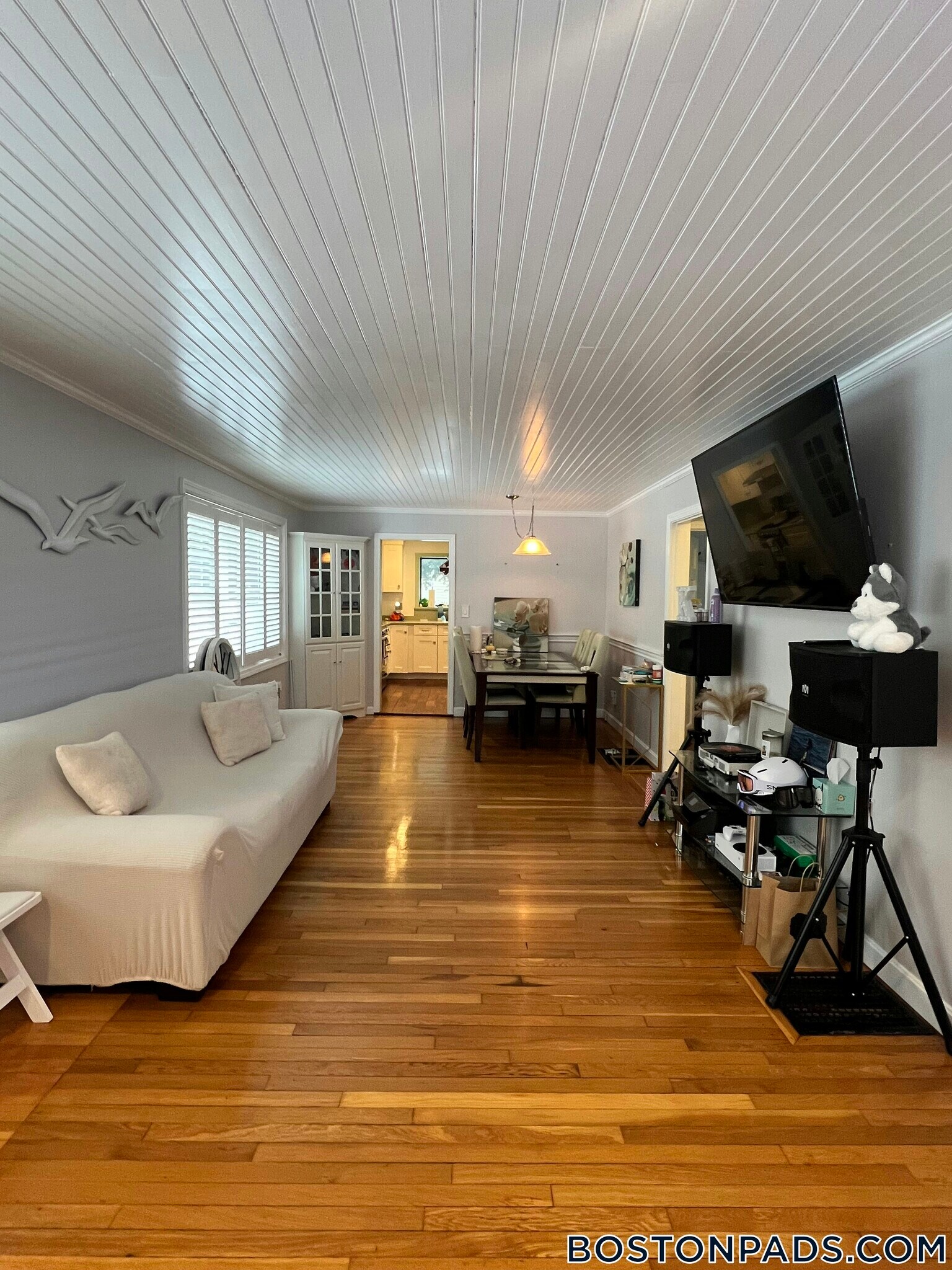 Building Photo - 62 Lawn Ave