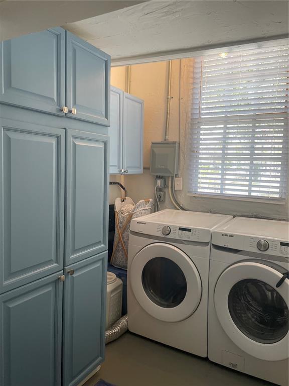 Building Photo - 2305 W Texas Ave