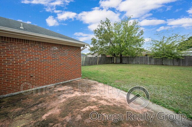 Building Photo - 6525 Foxleigh Ct