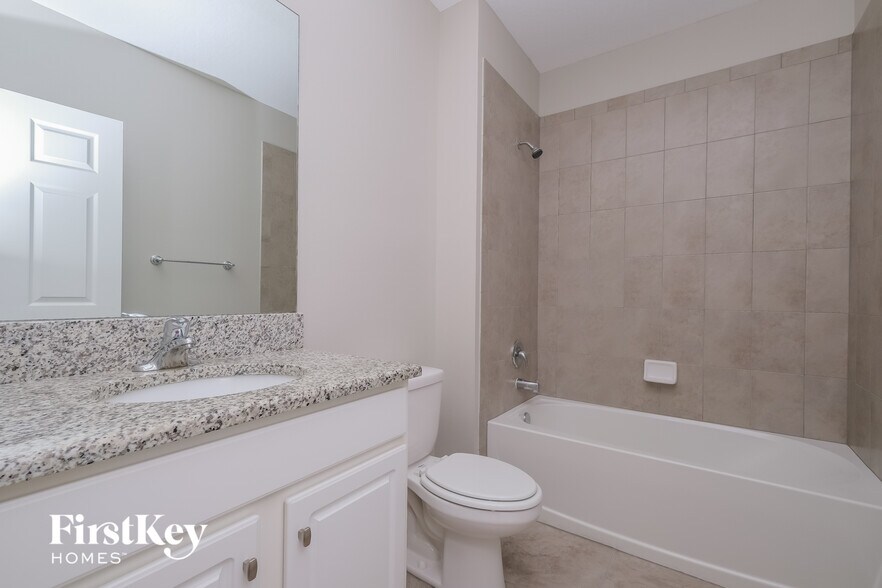 Building Photo - 18750 Alfaro Loop