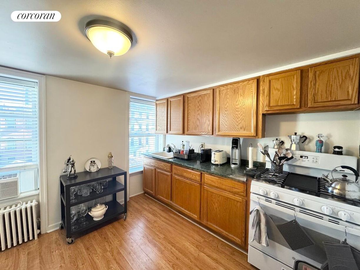 Building Photo - 89 3rd St