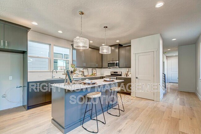 Building Photo - 2106 N 35th St