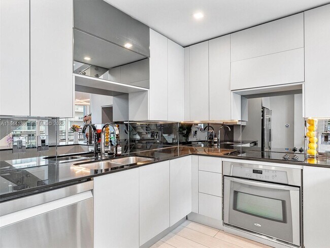 Building Photo - 60 SW 13th St